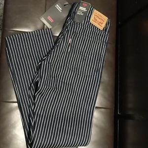 NWT Levi's Premium Wedgie Straight